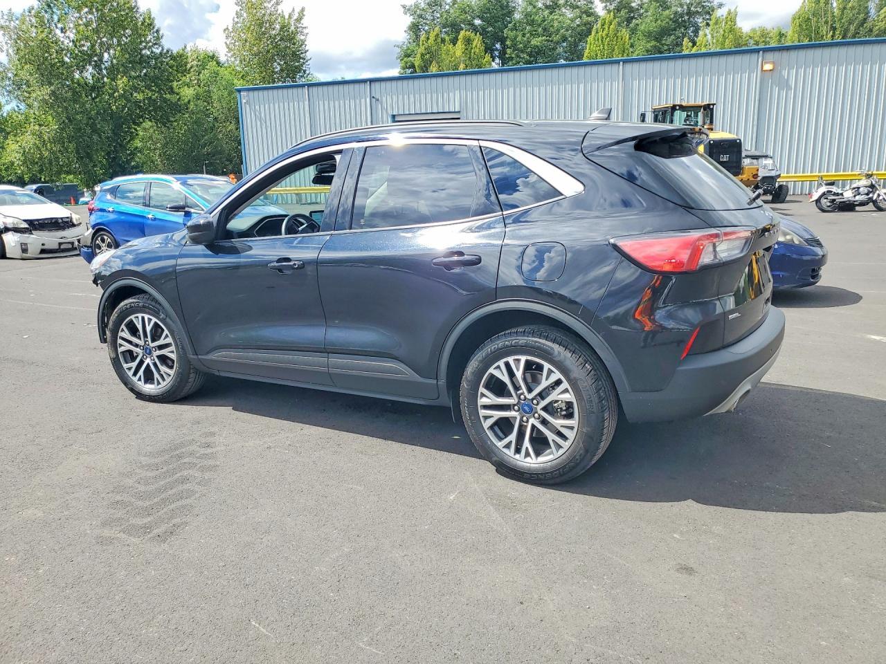 2022 Ford Escape Sel - Image 2
