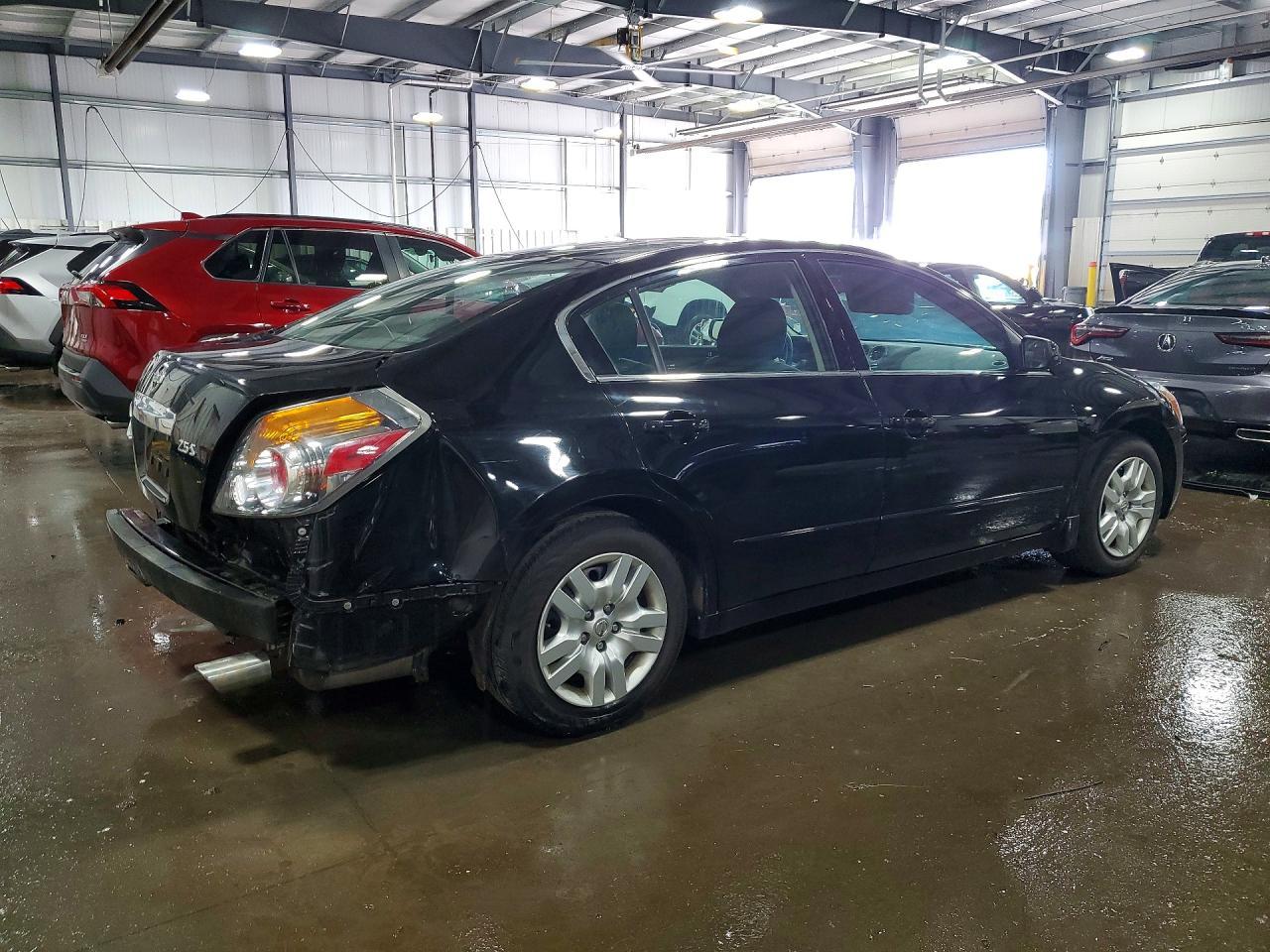 2010 Nissan Altima 2.5 - Фото 3