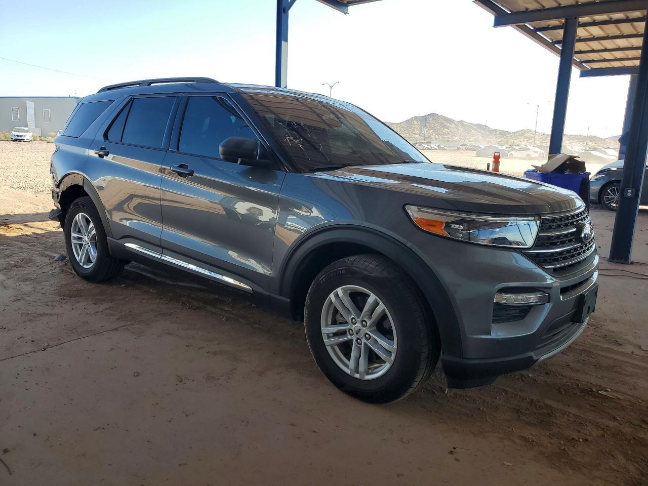 2024 Ford Explorer Xlt - Фото 4
