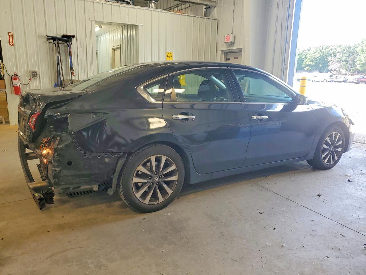 2017 Nissan Altima 2.5 S - Фото 3
