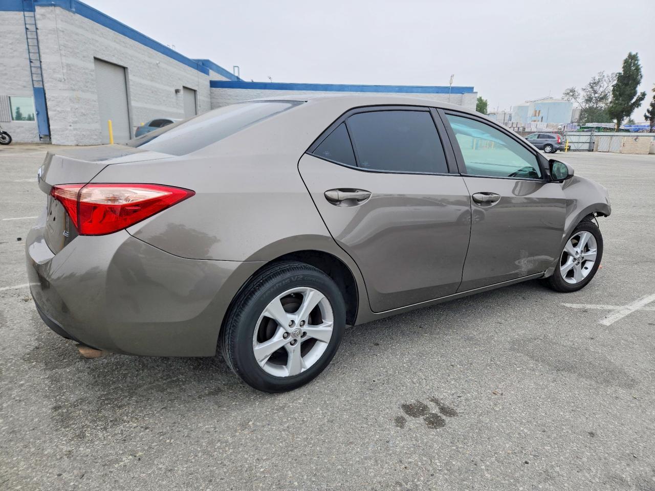 2018 Toyota Corolla Le - Фото 3
