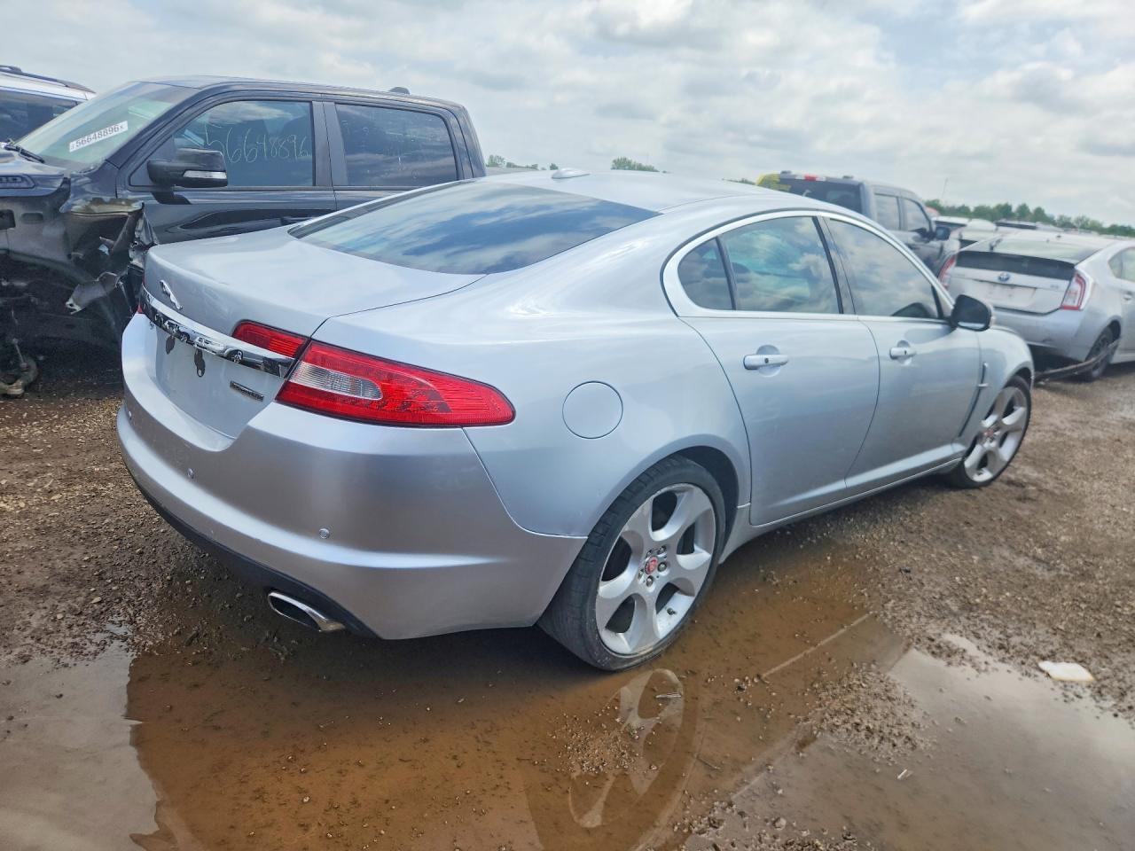 2009 Jaguar Xf Supercharged - Image 3