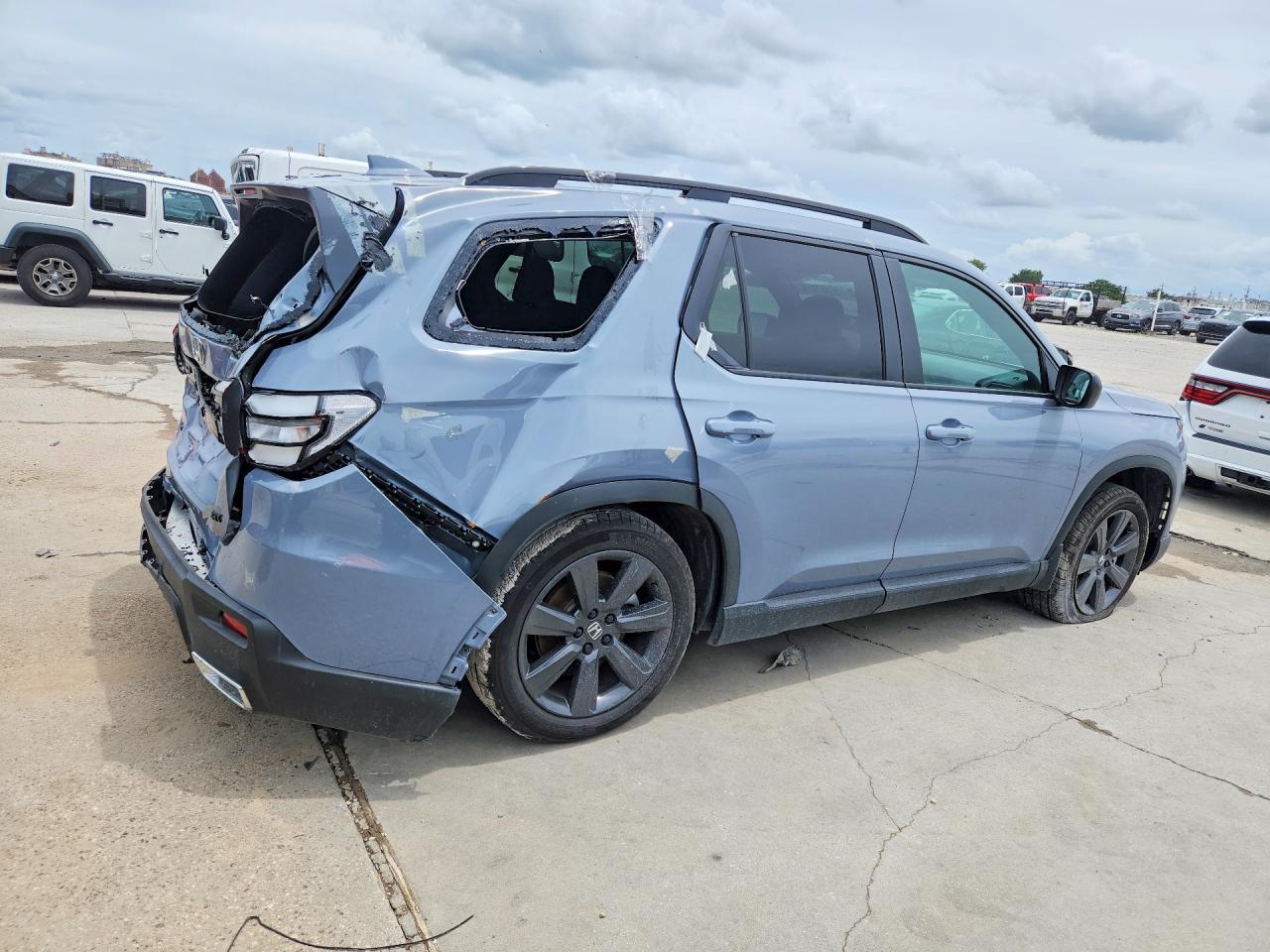 2025 Honda Pilot Sport - Фото 3
