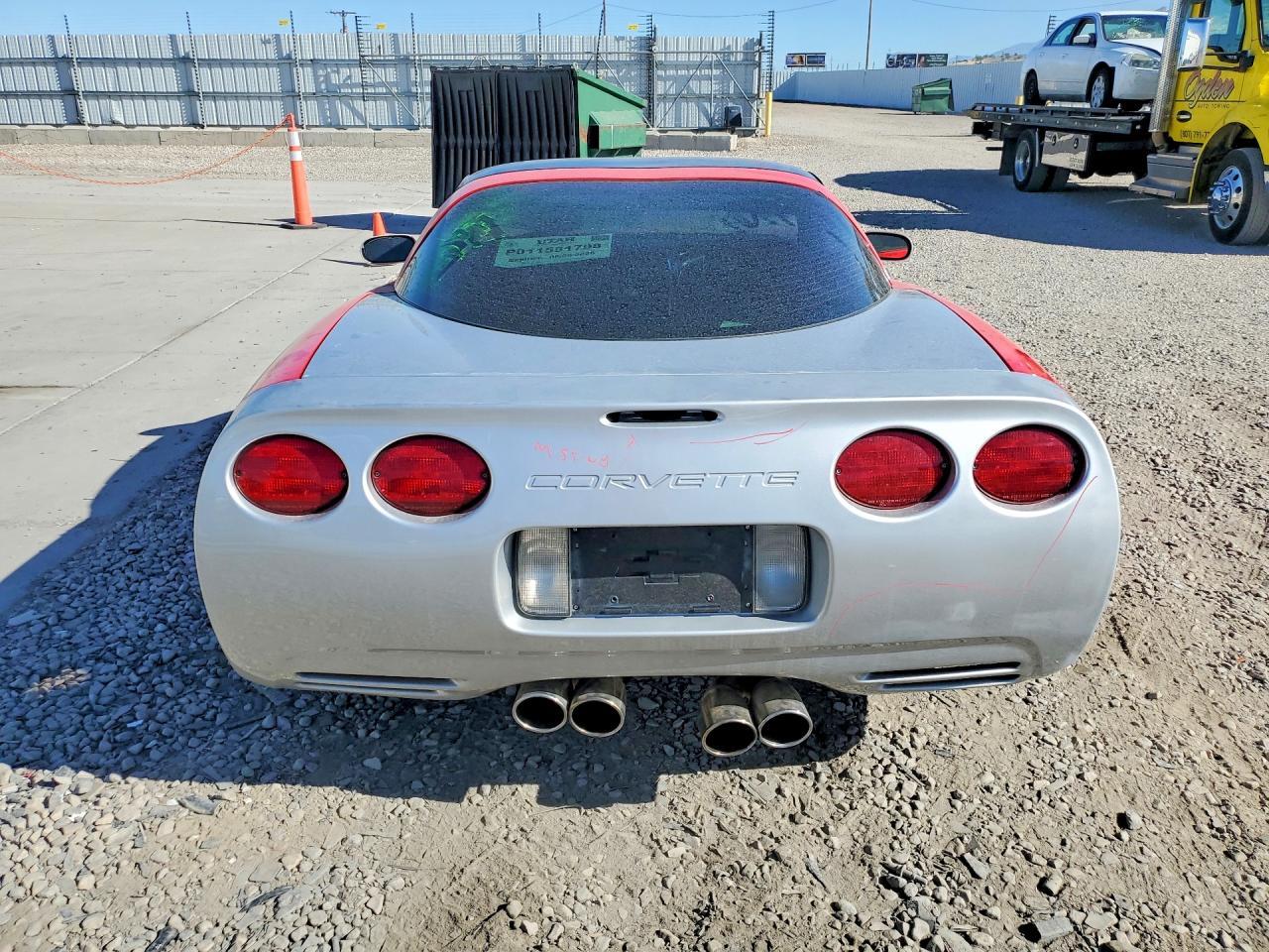 1998 Chevrolet Corvette - Фото 6