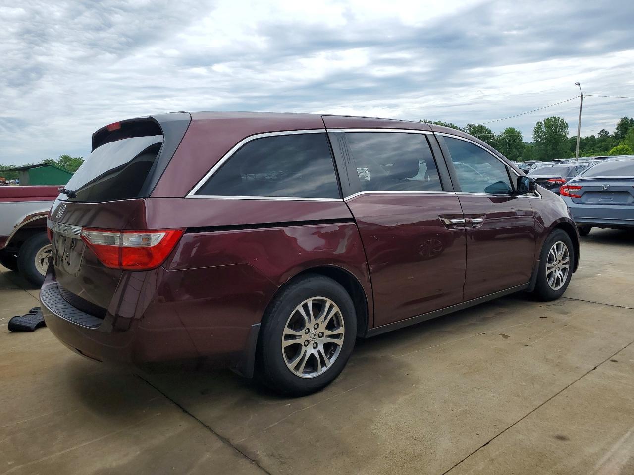 2013 Honda Odyssey Exl - Image 3