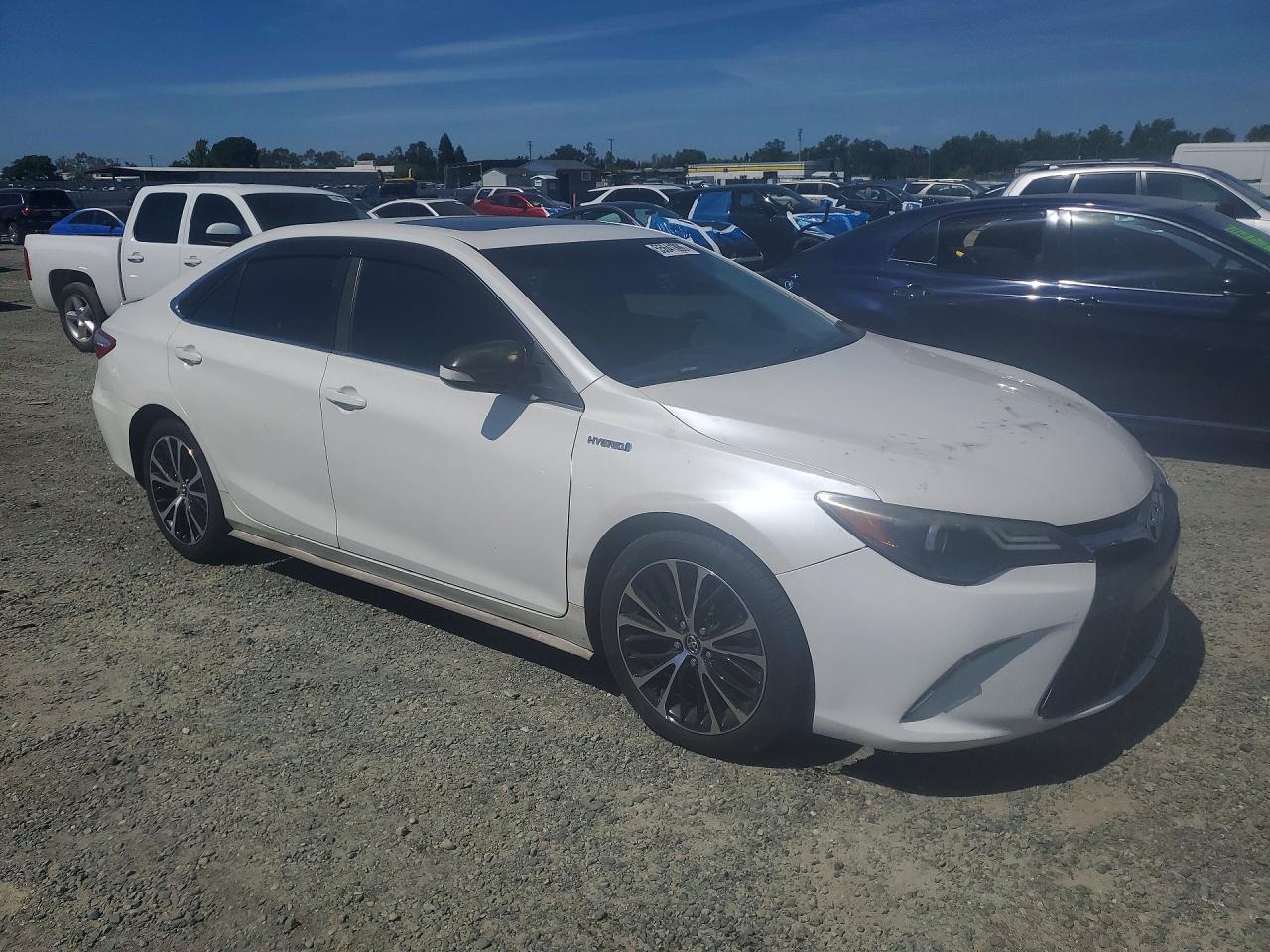 2017 Toyota Camry Hybrid Xle - Фото 4