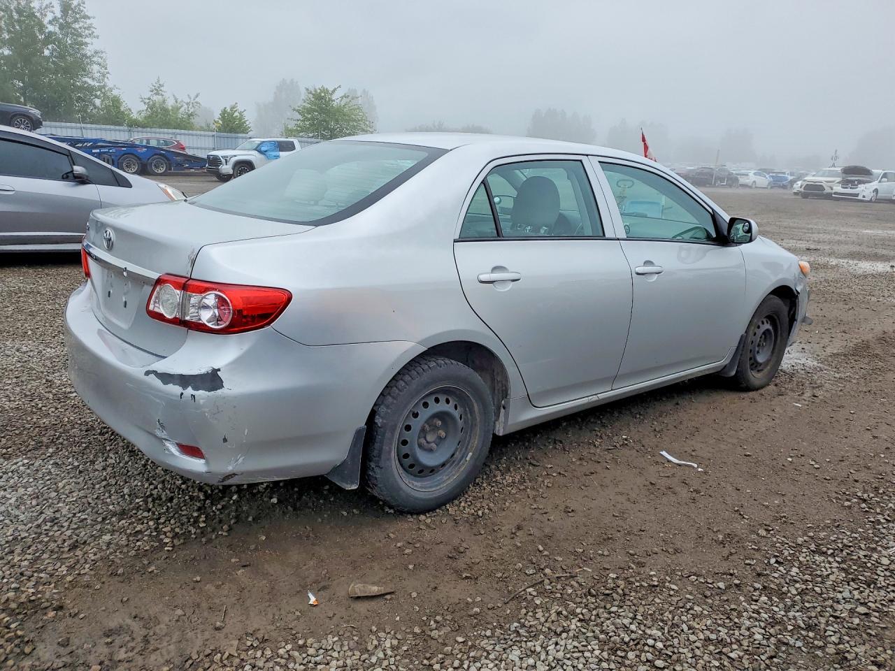 2013 Toyota Corolla L - Фото 3