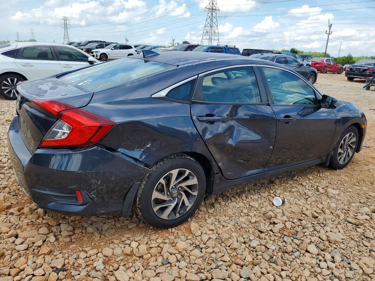 2018 Honda Civic Ex - Image 3