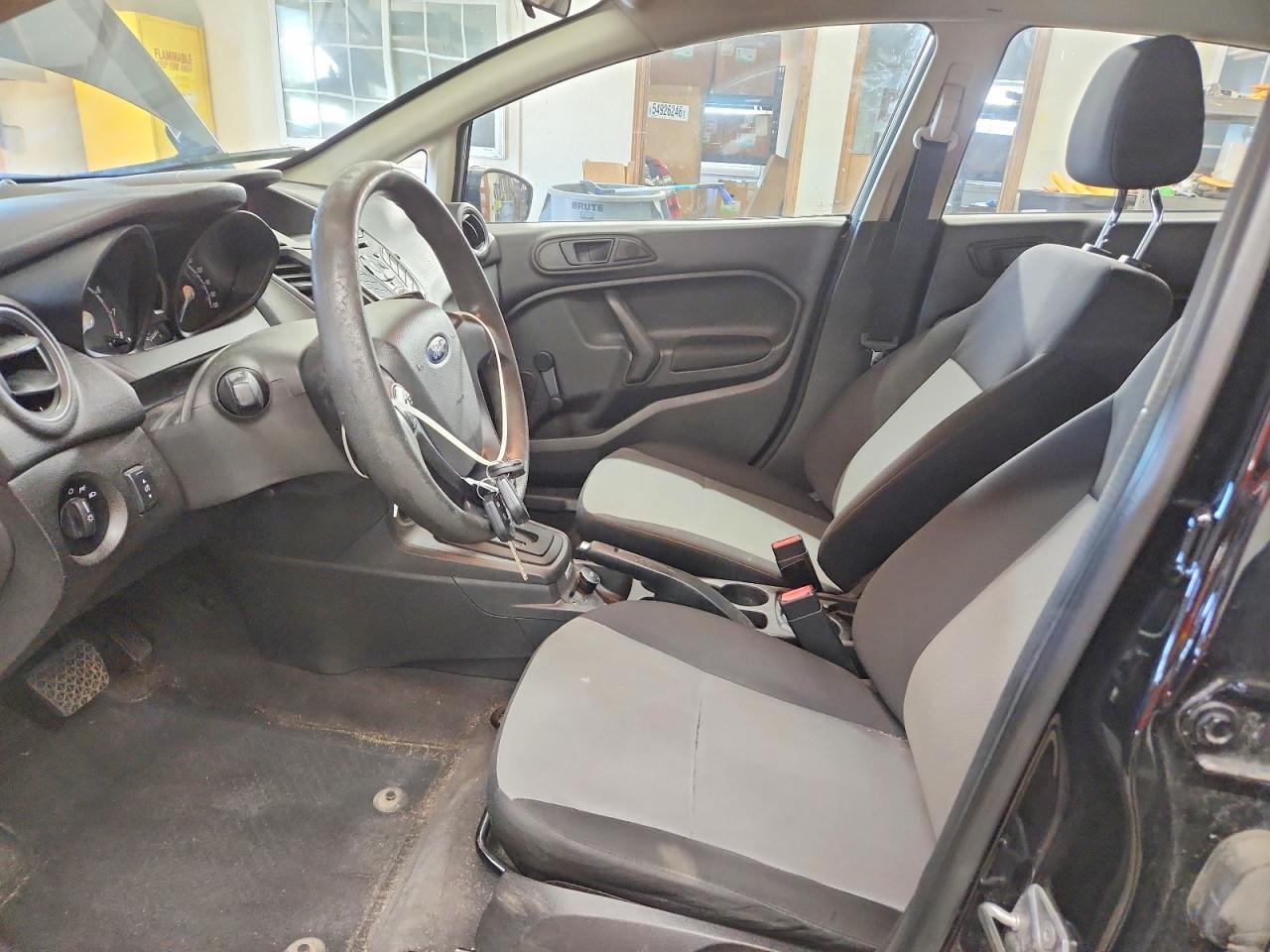2018 Ford Fiesta S - Фото 7