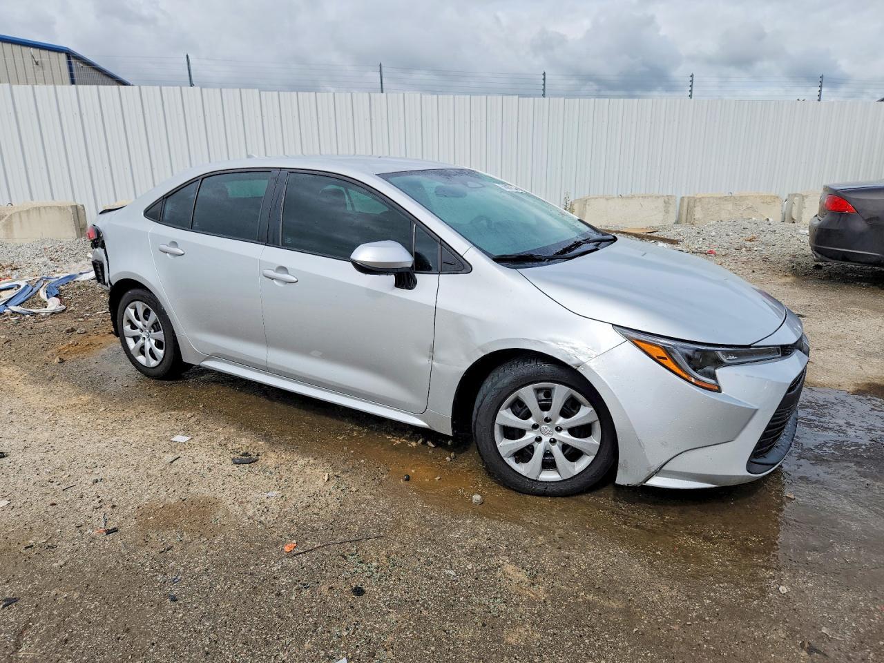 2023 Toyota Corolla Le - Фото 4