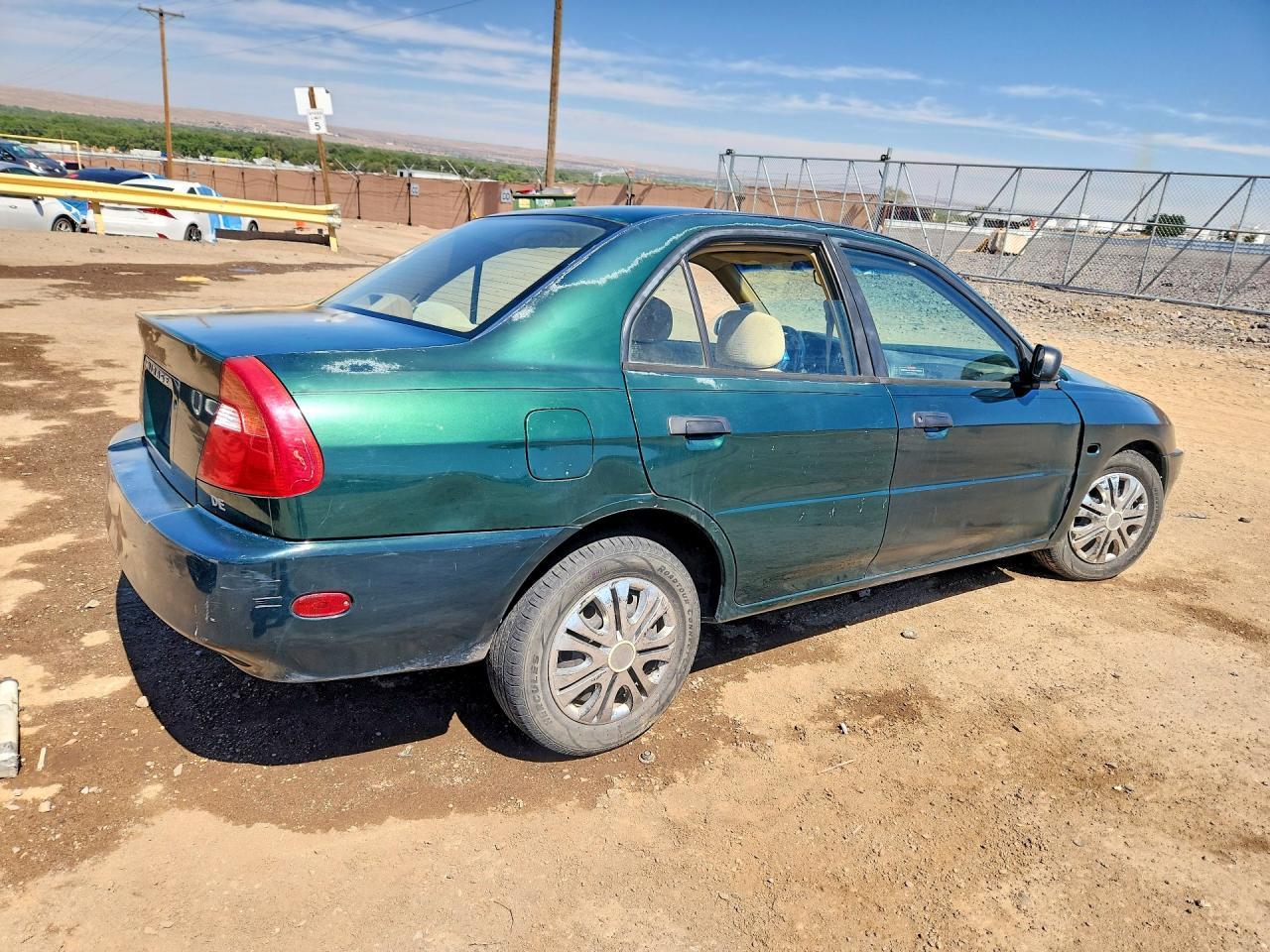 2000 Mitsubishi Mirage De - Фото 3