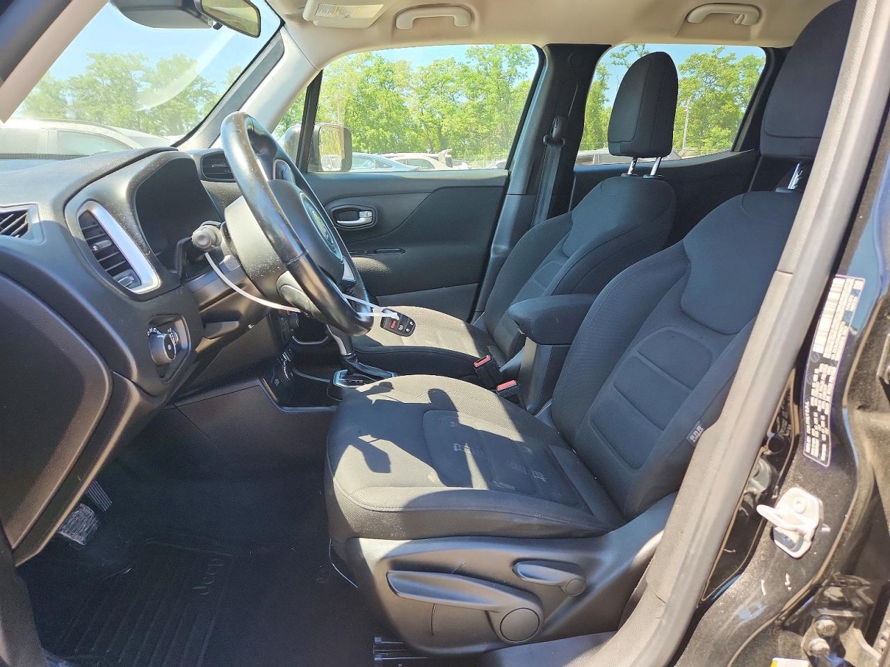 2019 Jeep Renegade Latitude - Image 7