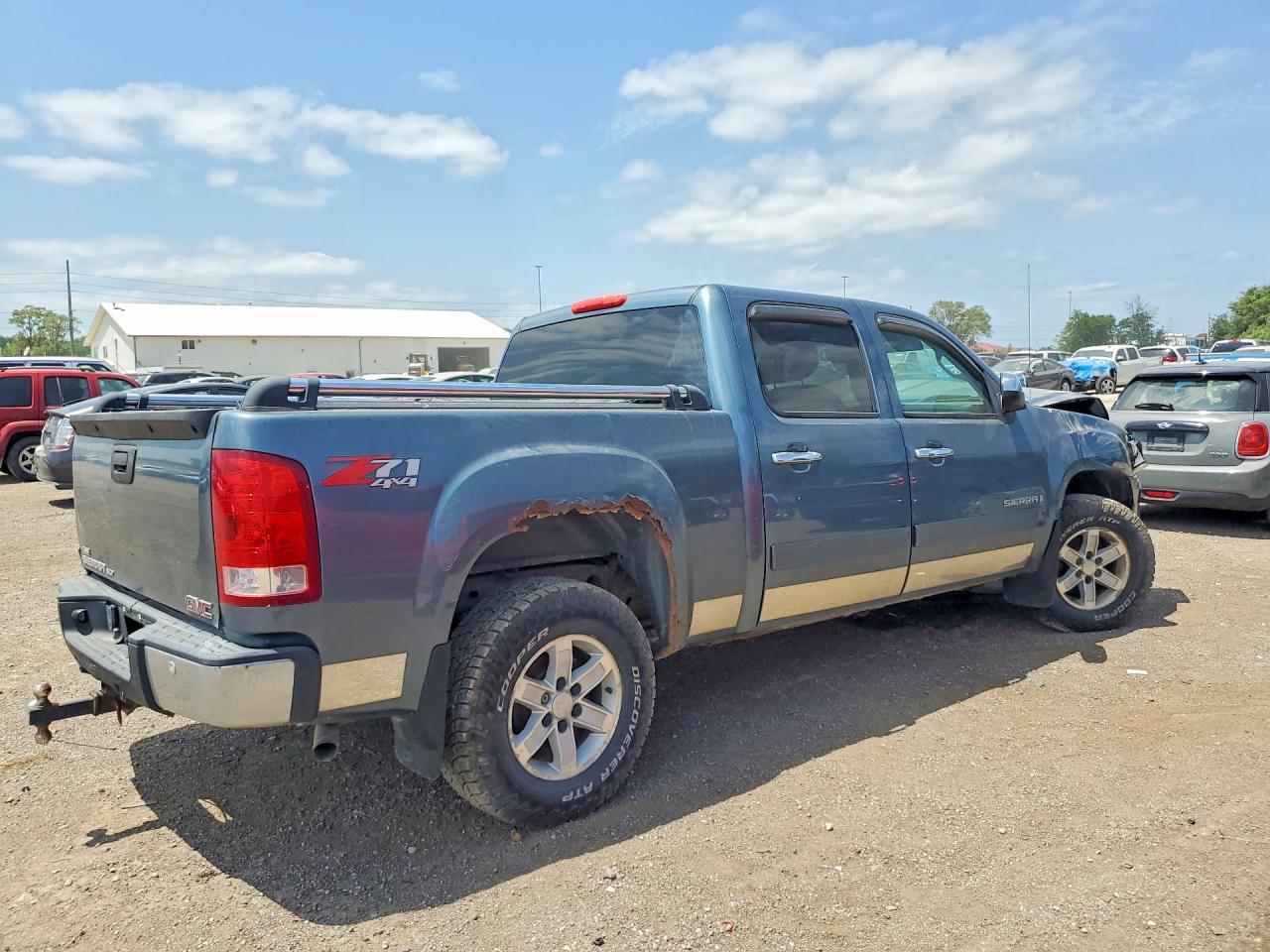 2008 GMC Sierra K1500 - Фото 3