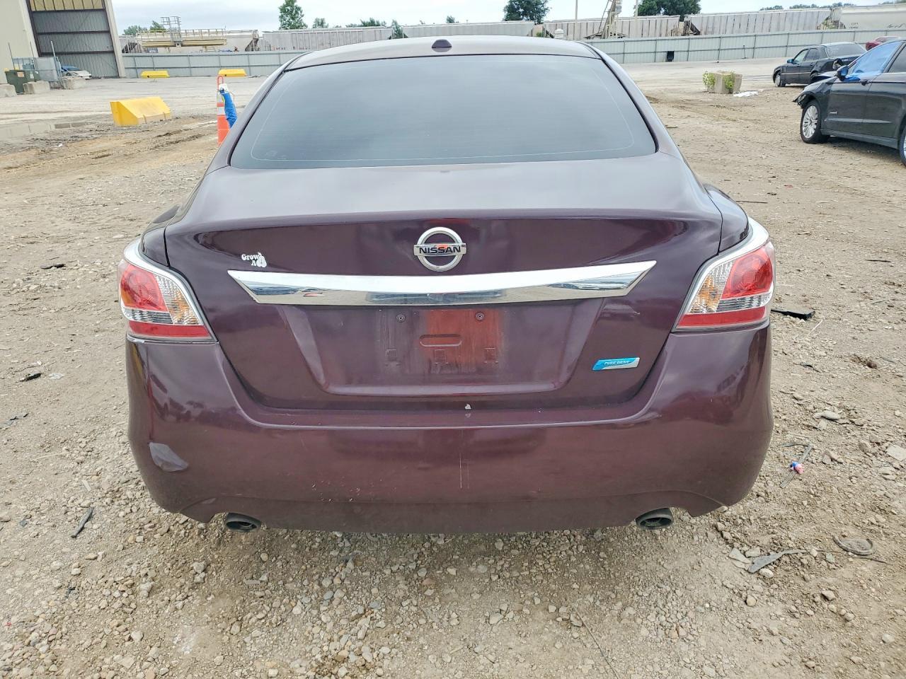 2014 Nissan Altima 2.5 S - Фото 6