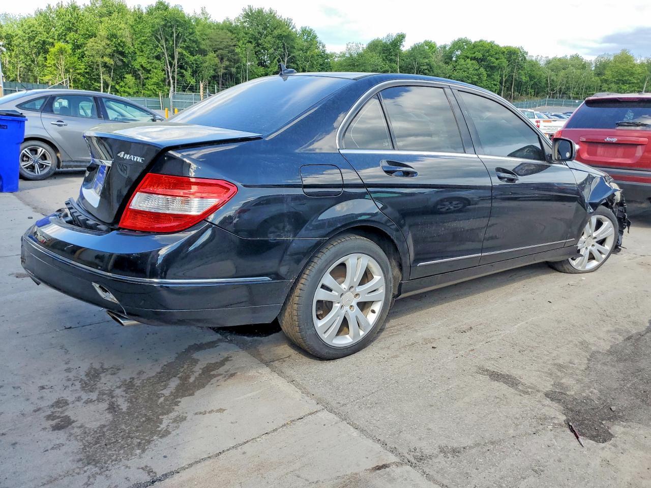 2009 Mercedes-Benz C 300 4Matic - Фото 3