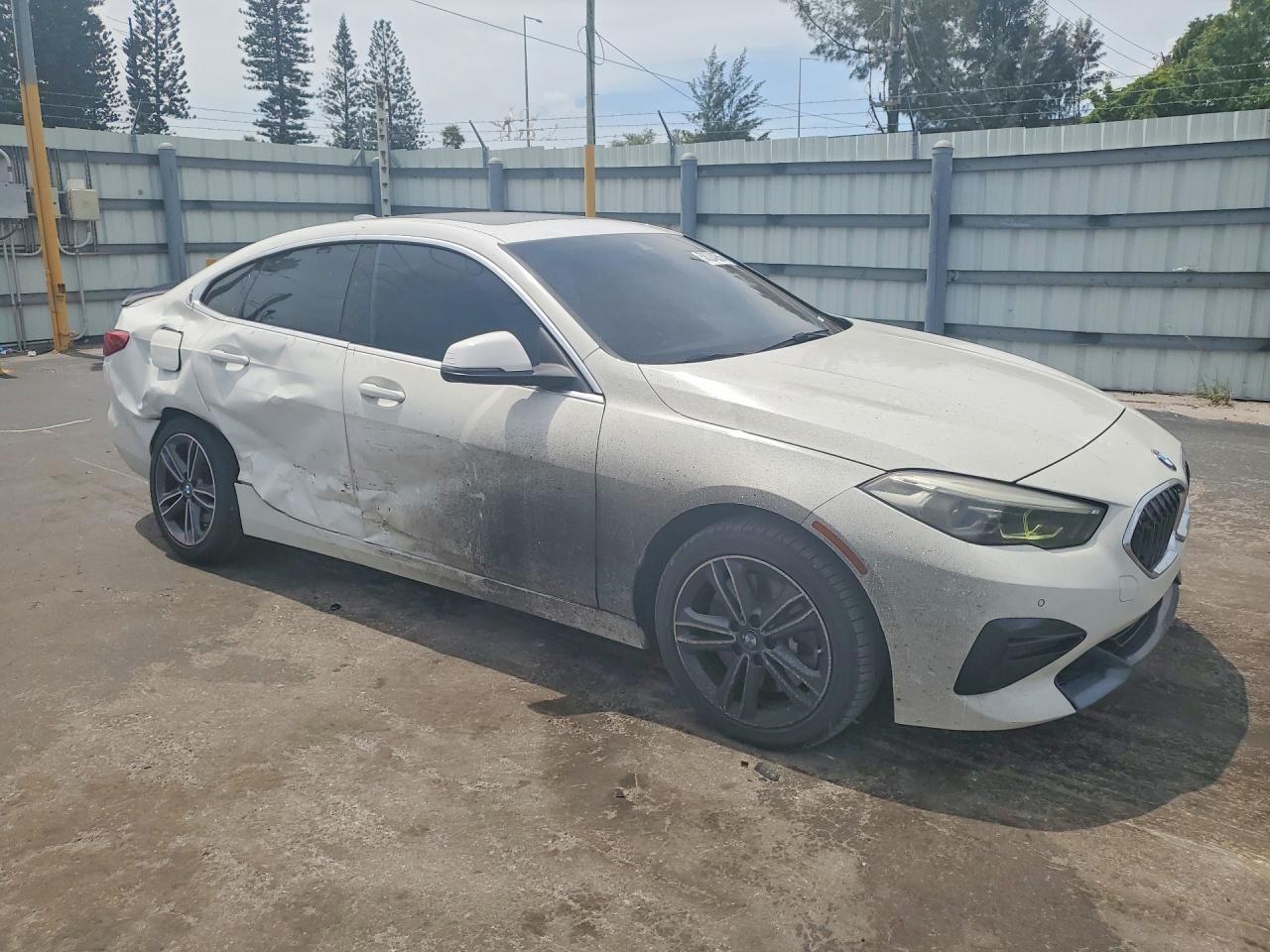 2024 BMW 228Xi - Фото 4
