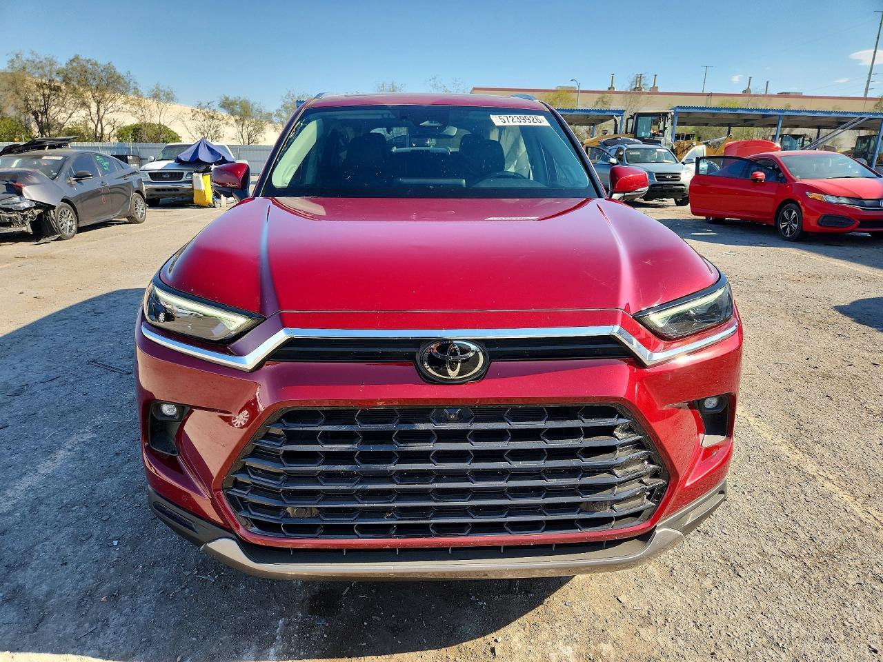 2025 Toyota Grand Highlander Limited - Image 5