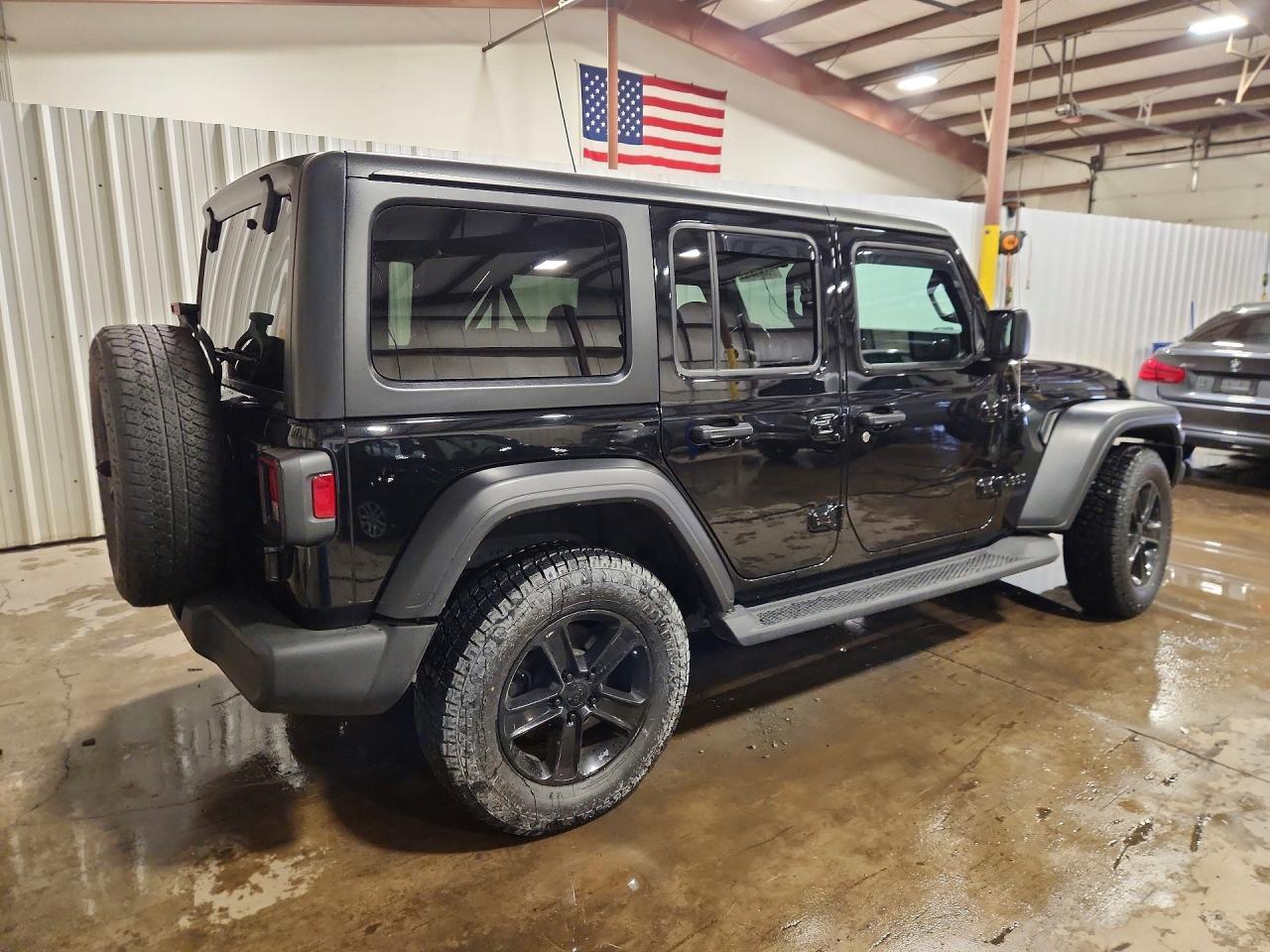2021 Jeep Wrangler Unlimited Sport - Фото 3