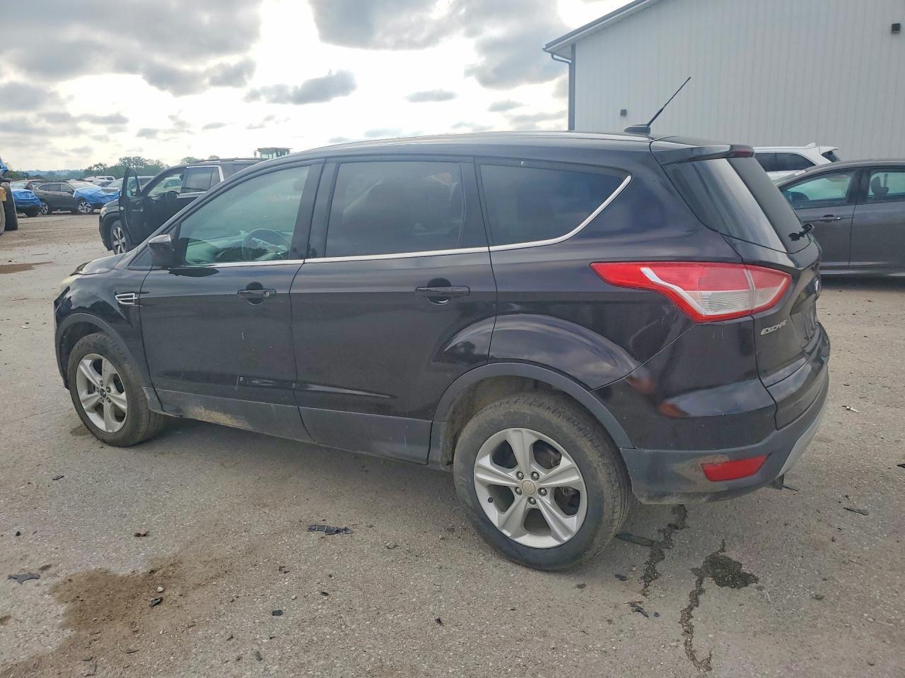 2013 Ford Escape Se - Фото 2