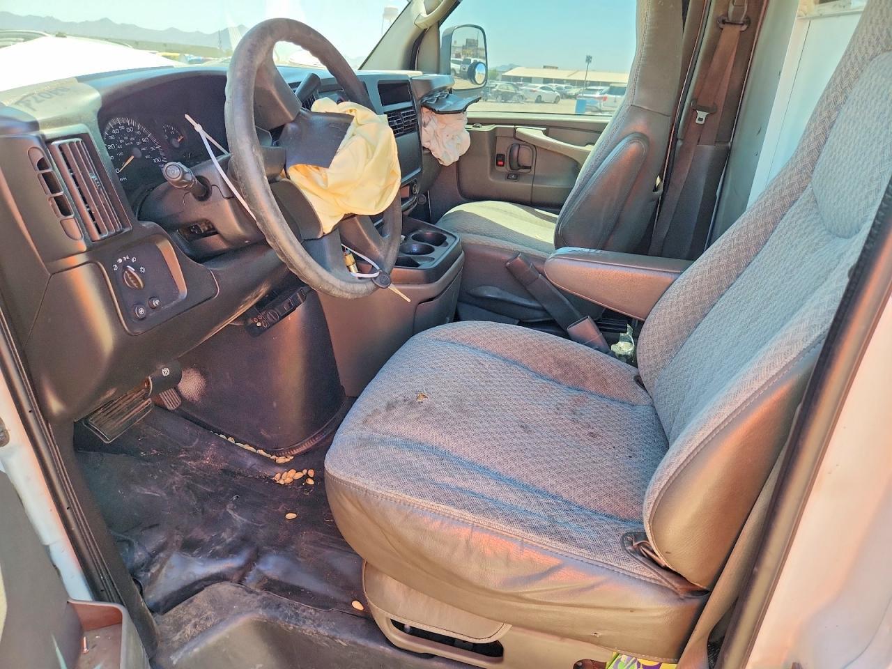 2004 Chevrolet Express G3500 - Фото 7