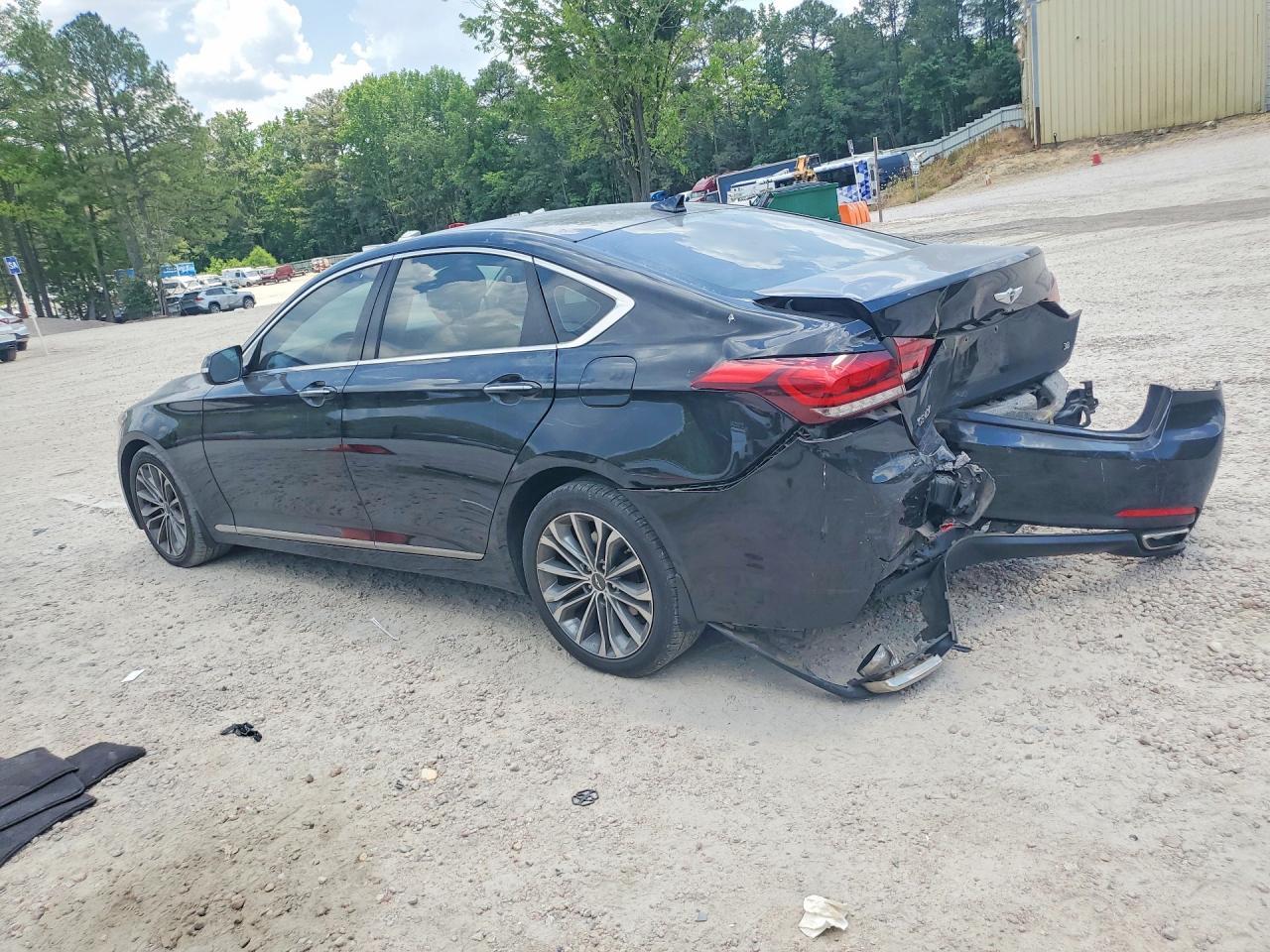 2015 Hyundai Genesis 3.8L - Image 2