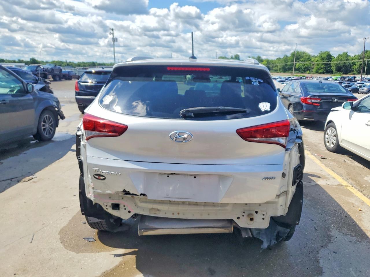 2017 Hyundai Tucson Se - Фото 6