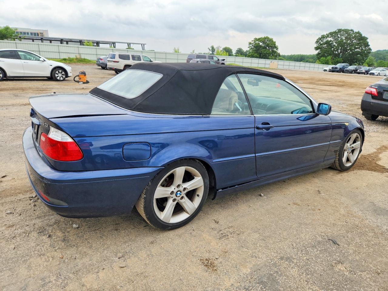 2005 BMW 325 Ci - Image 3