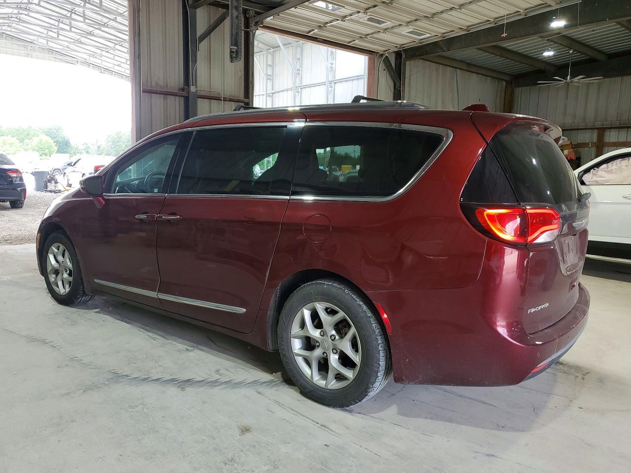 2019 Chrysler Pacifica Limited - Image 2