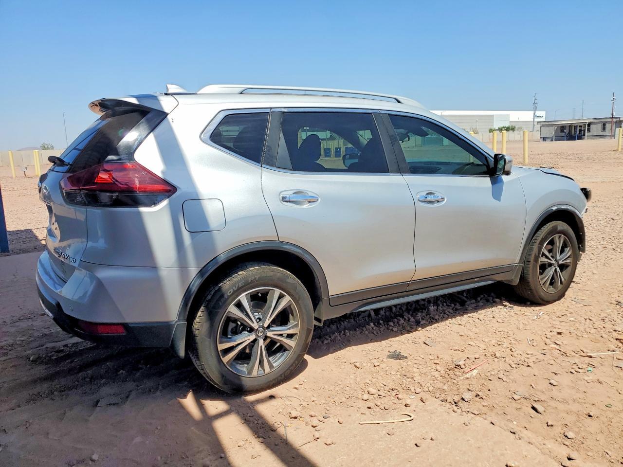 2019 Nissan Rogue Sv - Image 3