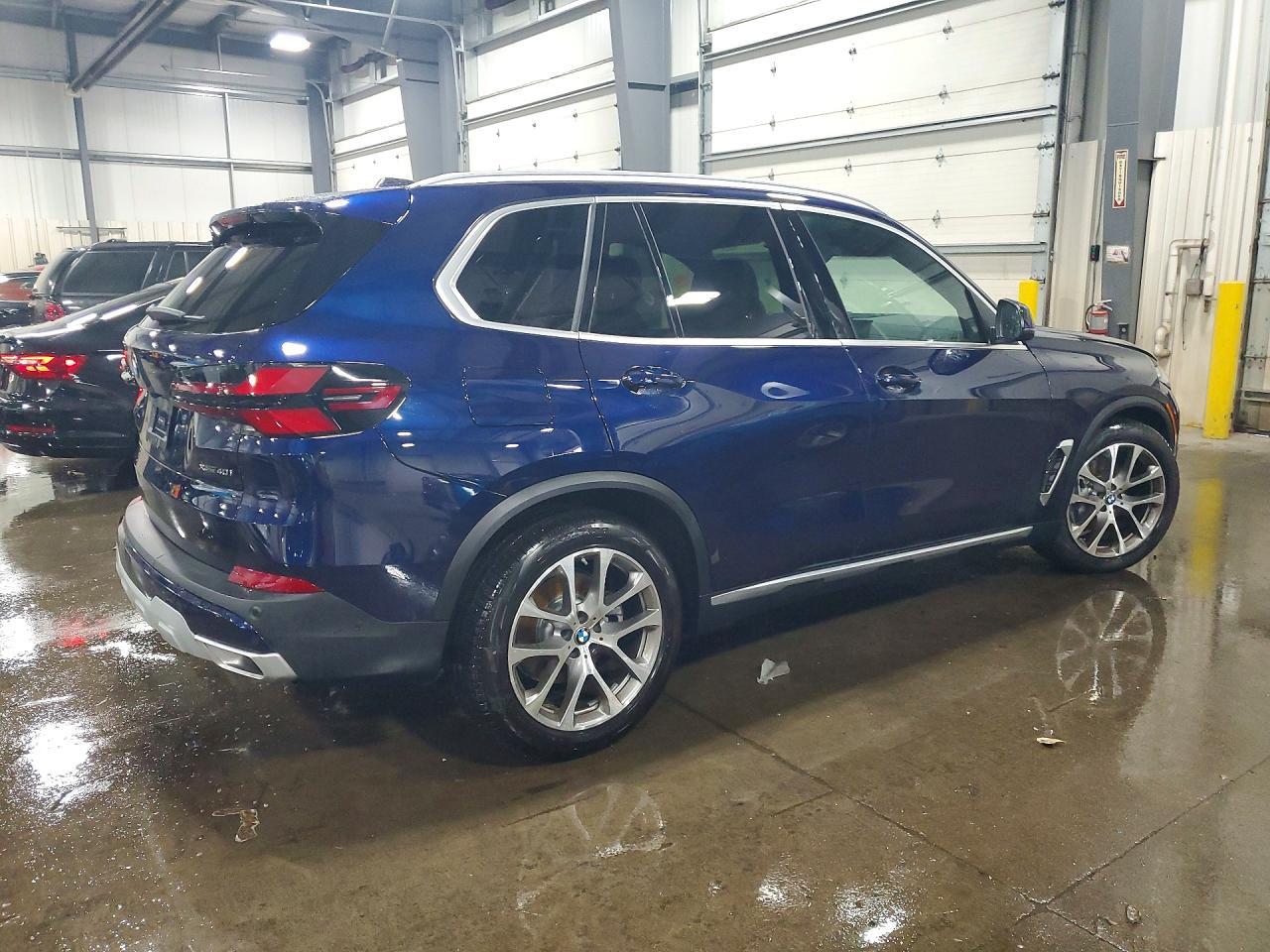 2026 BMW X5 xDrive40I - Фото 3