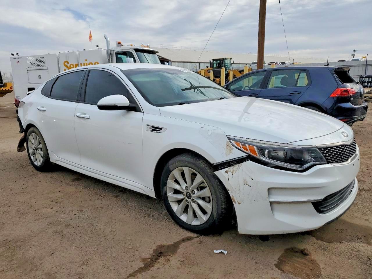 2018 Kia Optima Ex - Image 4