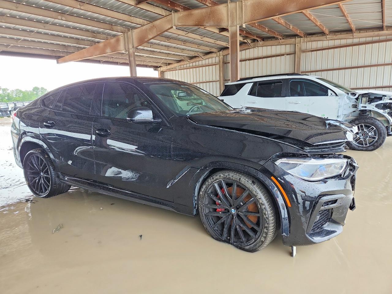 2022 BMW X6 M50I - Image 4