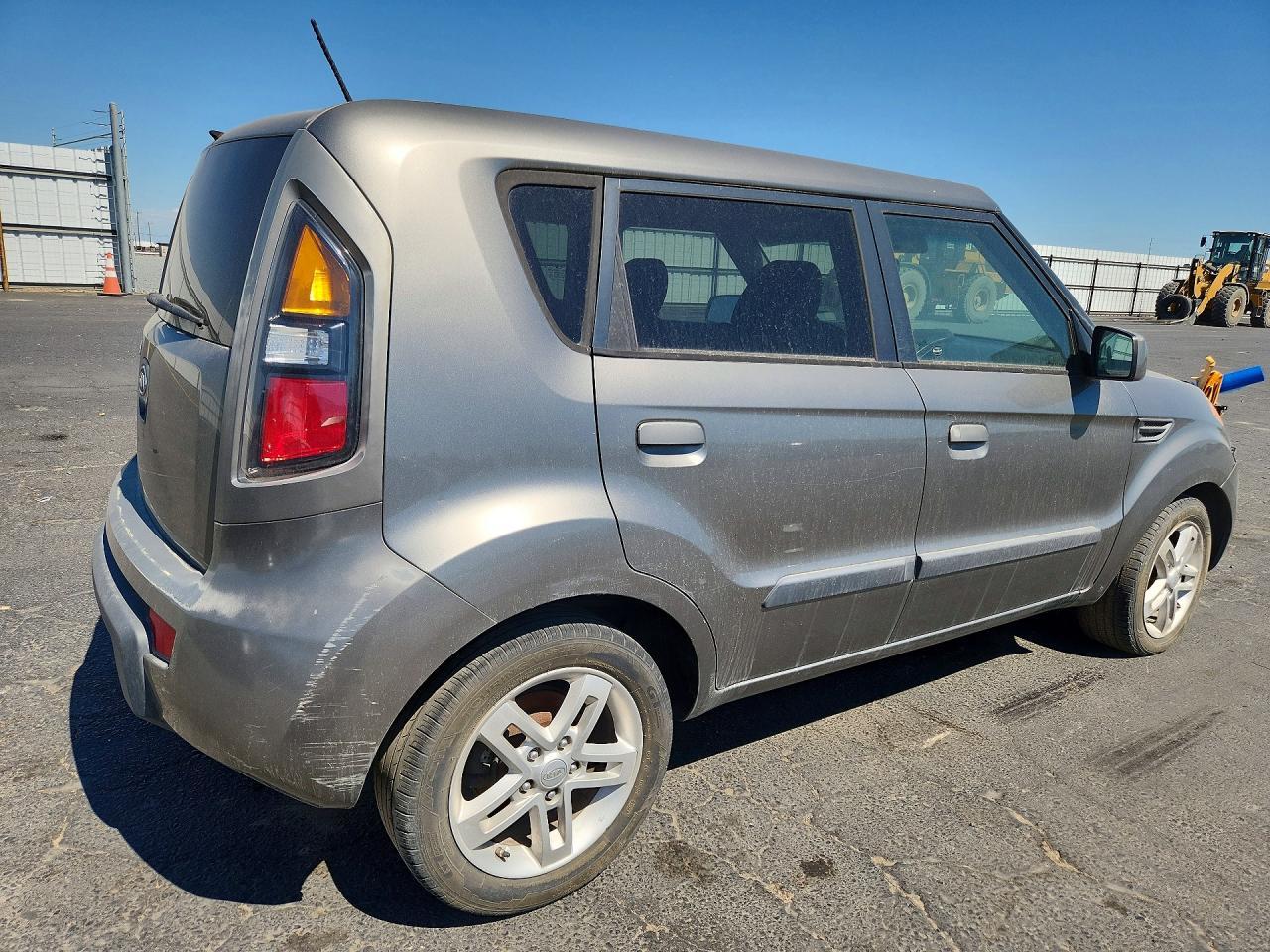 2010 Kia Soul + - Фото 3