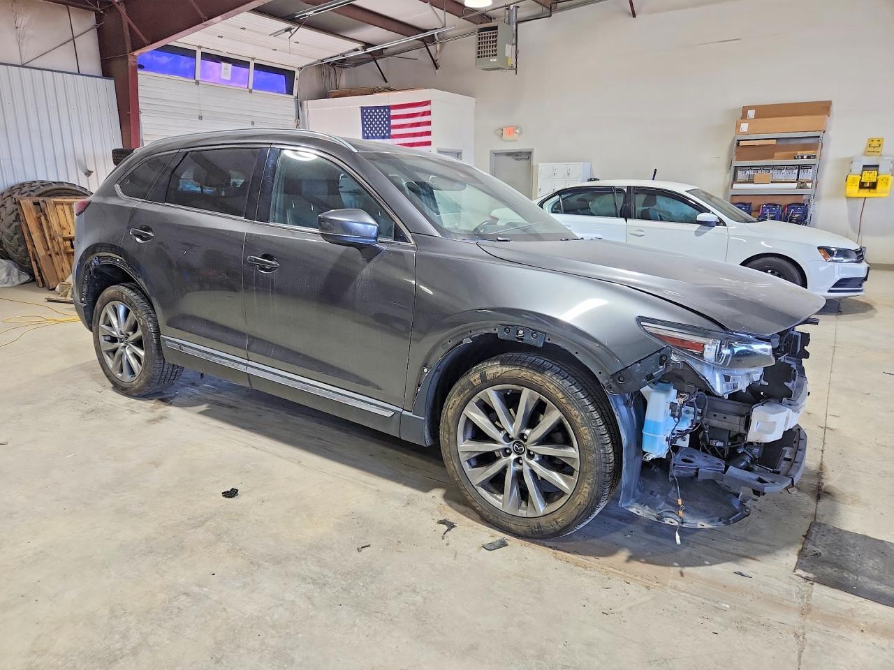 2018 Mazda Cx-9 Grand Touring - Image 4