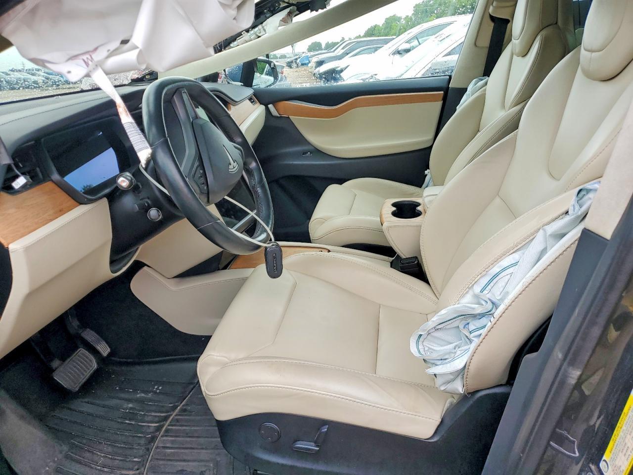 2019 Tesla Model X - Image 7