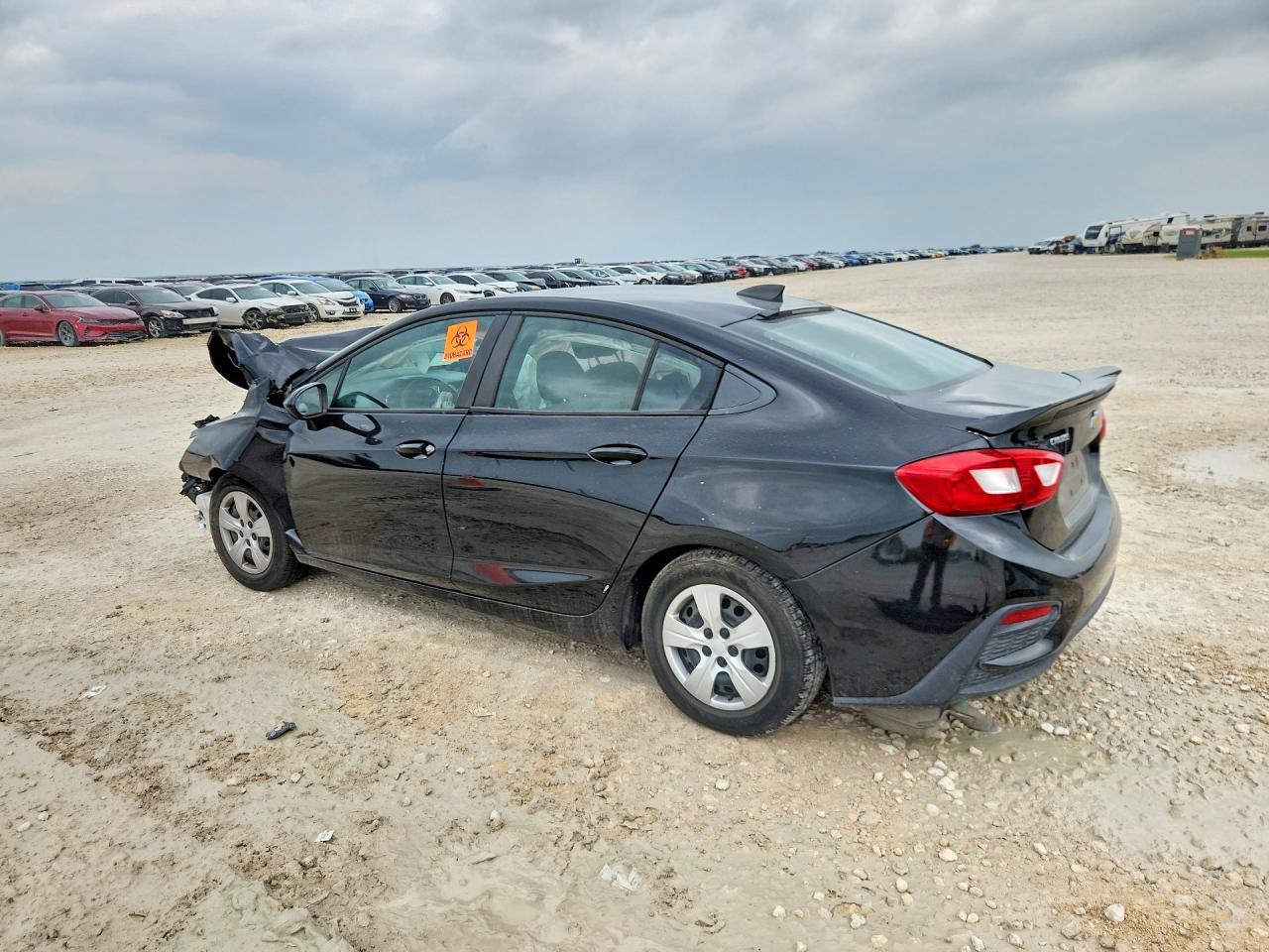 2016 Chevrolet Cruze Ls - Фото 2