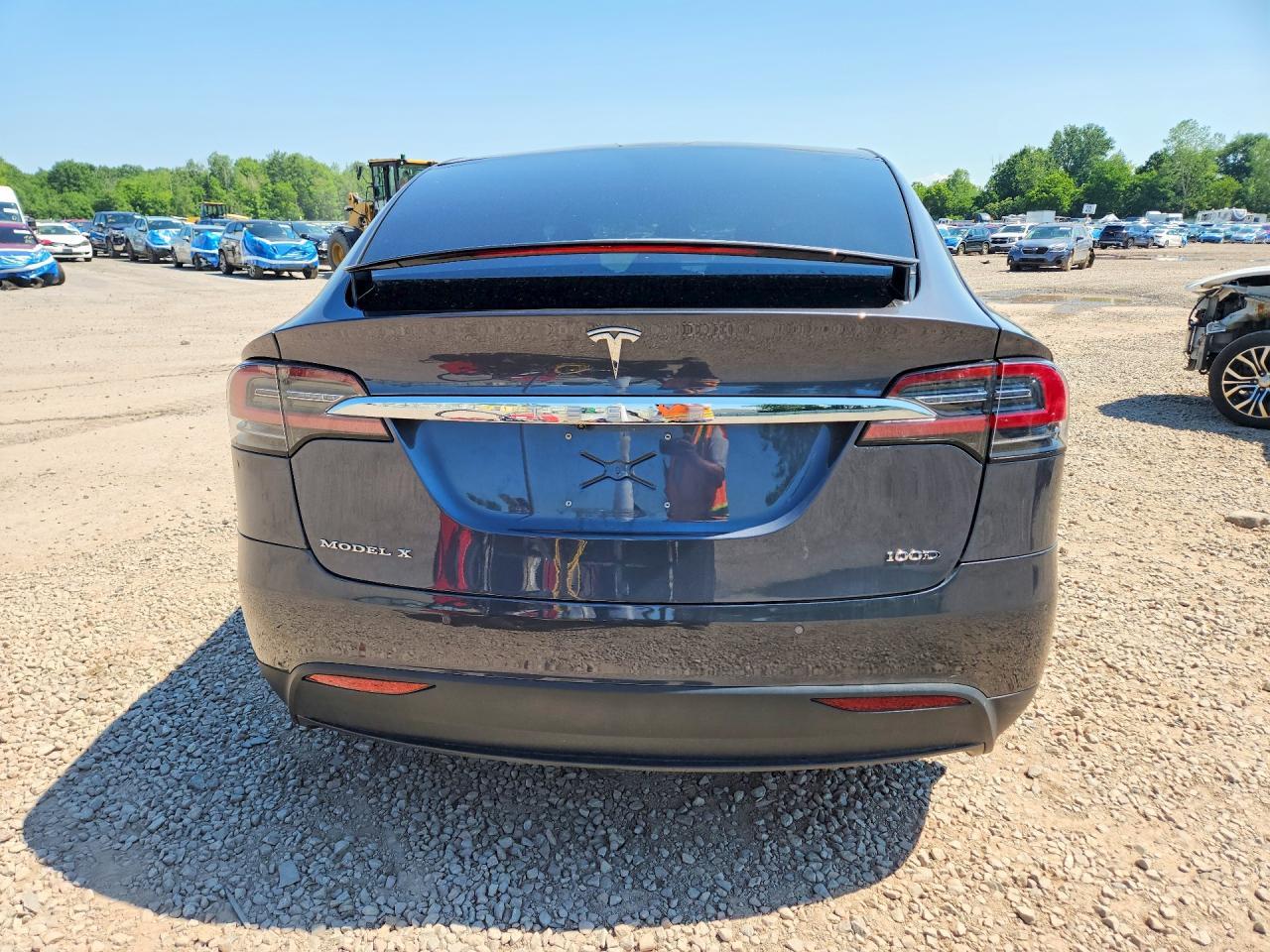 2018 Tesla Model X - Image 6