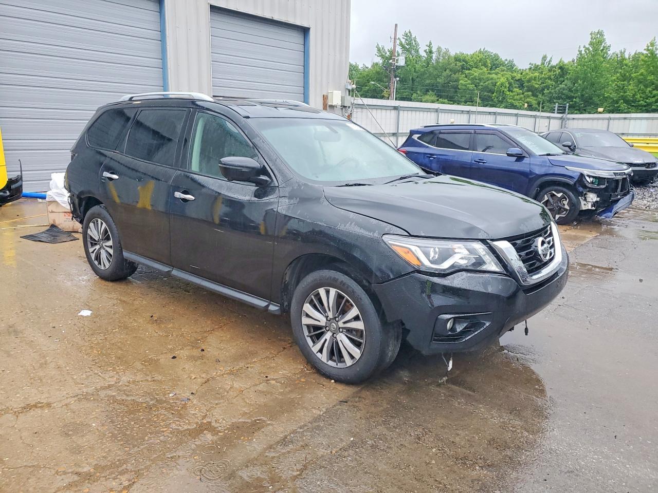 2017 Nissan Pathfinder Sl - Фото 4