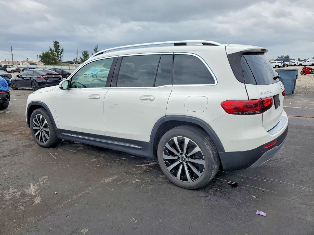 2022 Mercedes-Benz Glb 250 4Matic - Image 2