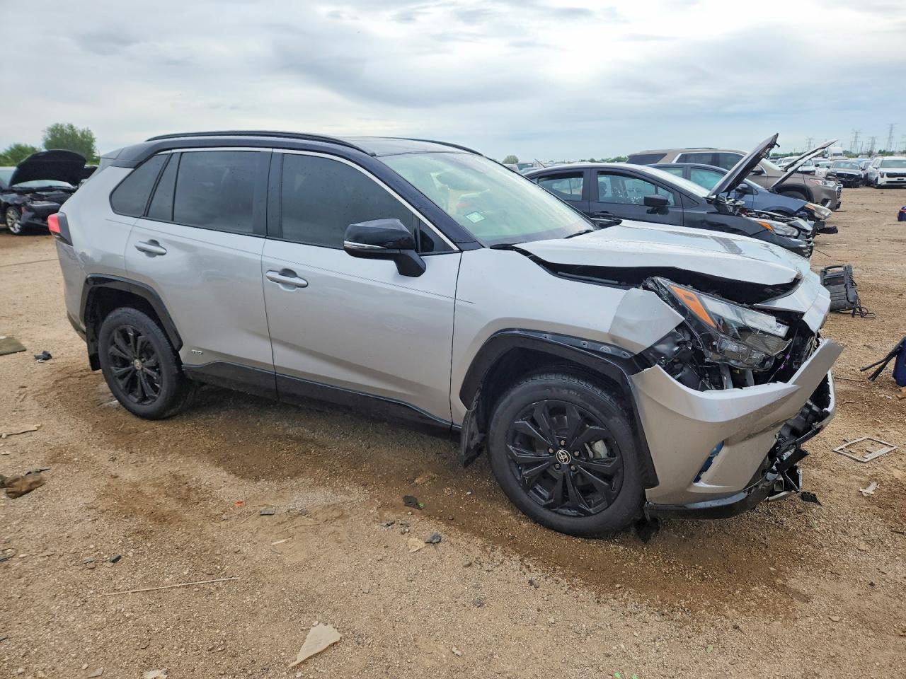 2023 Toyota Rav4 Xse - Image 4