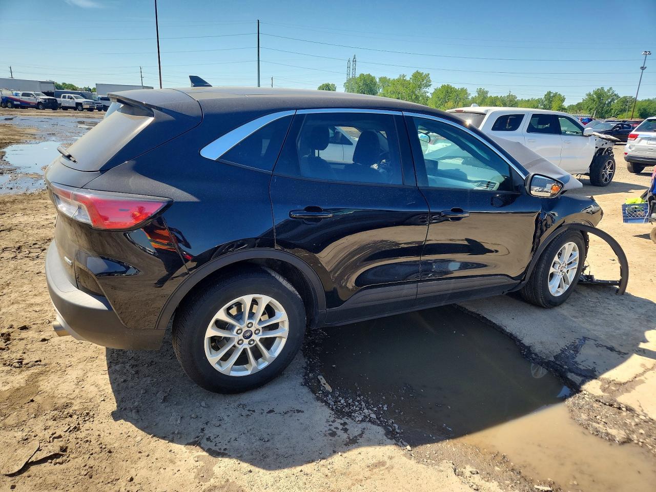 2020 Ford Escape - Фото 3