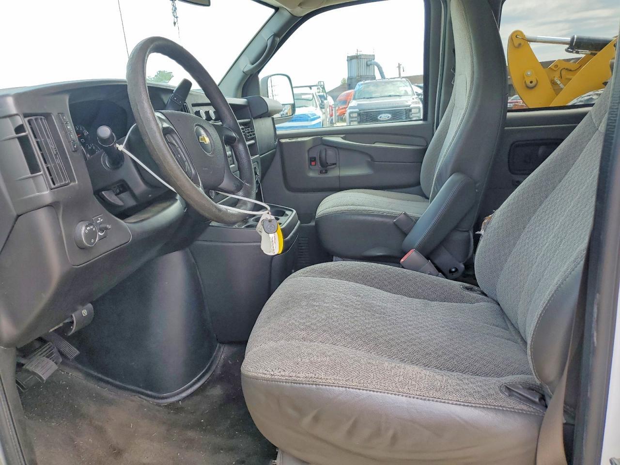 2013 Chevrolet Express G3500 Lt - Image 7