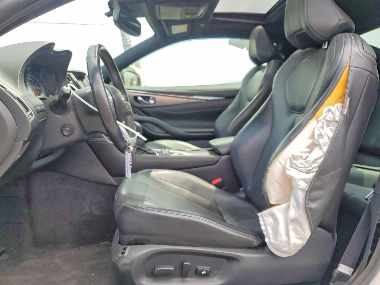 2019 Infiniti Q60 3.0T Luxe - Фото 7