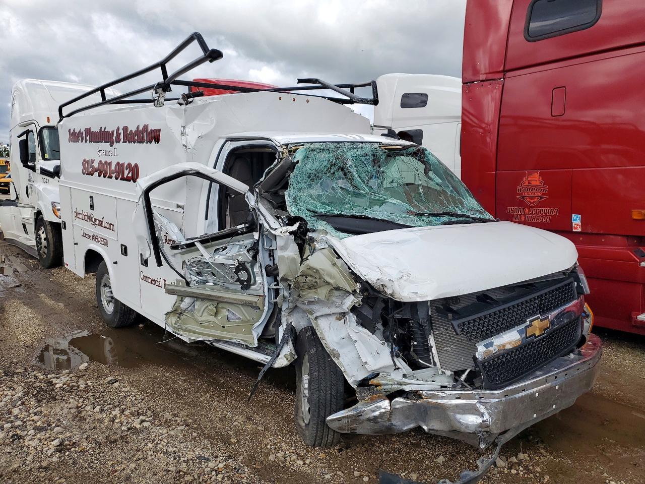 2024 Chevrolet Express G3500 - Фото 4