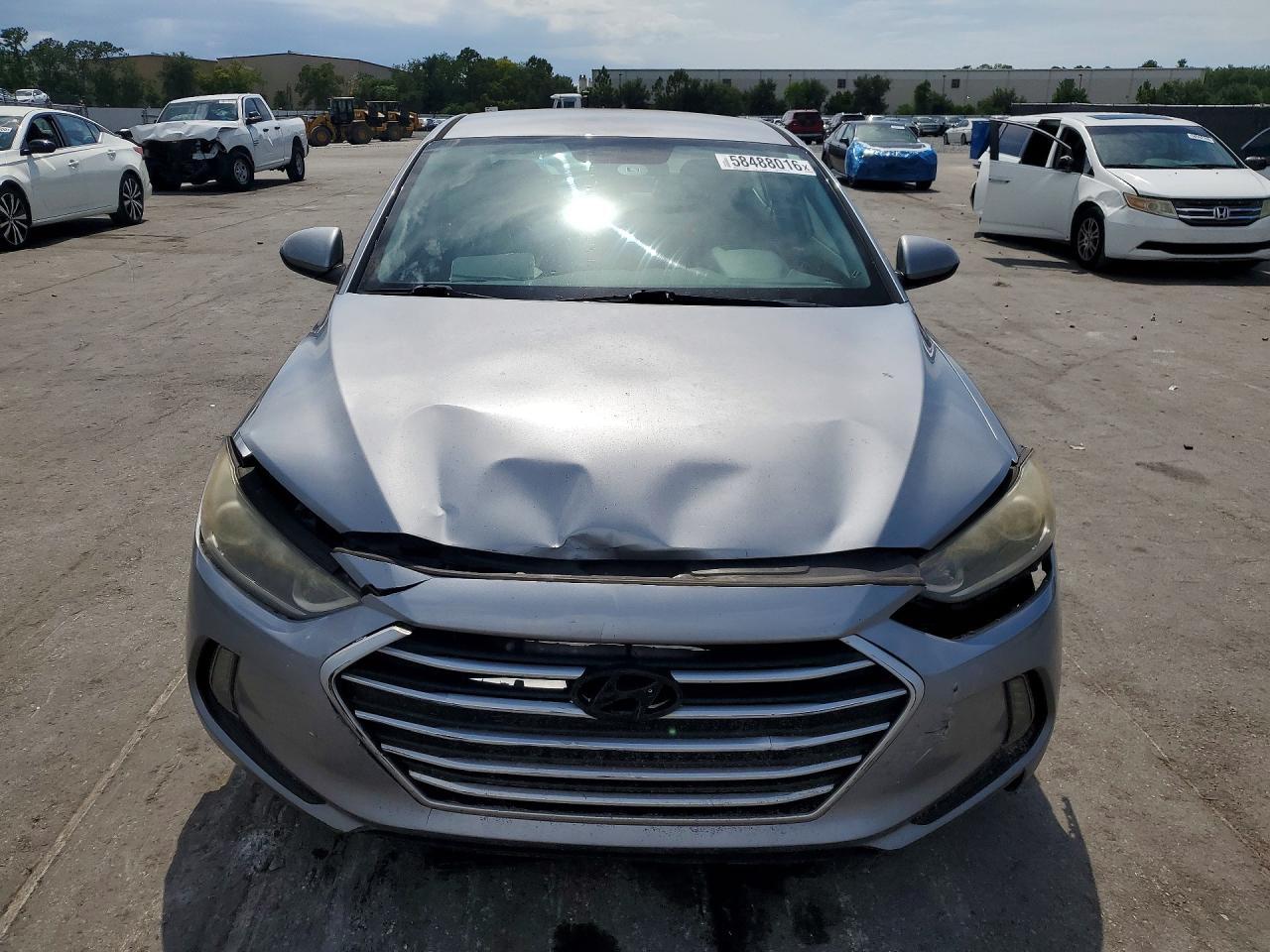 2017 Hyundai Elantra Se - Фото 5