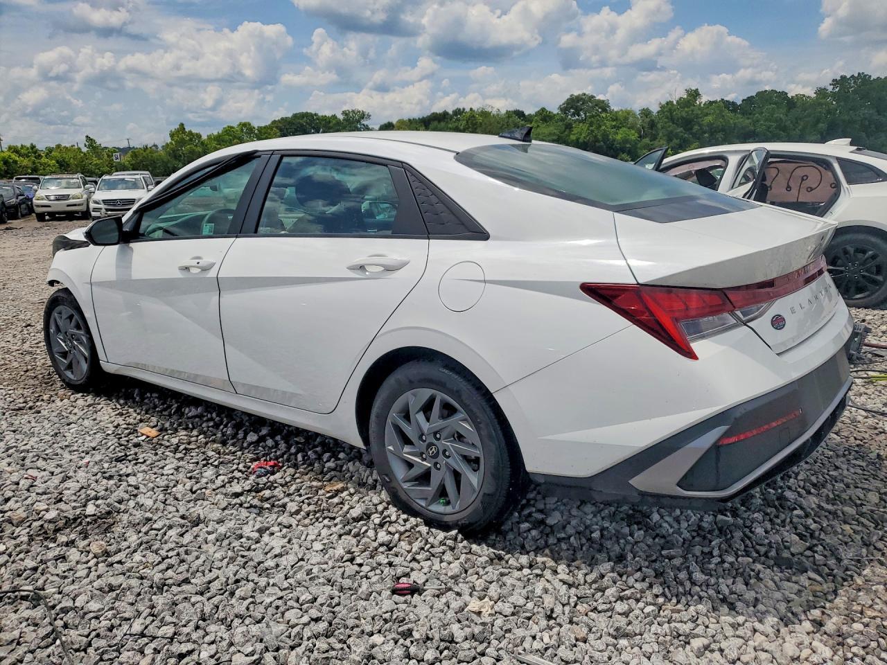 2025 Hyundai Elantra Hybrid Blue - Фото 2