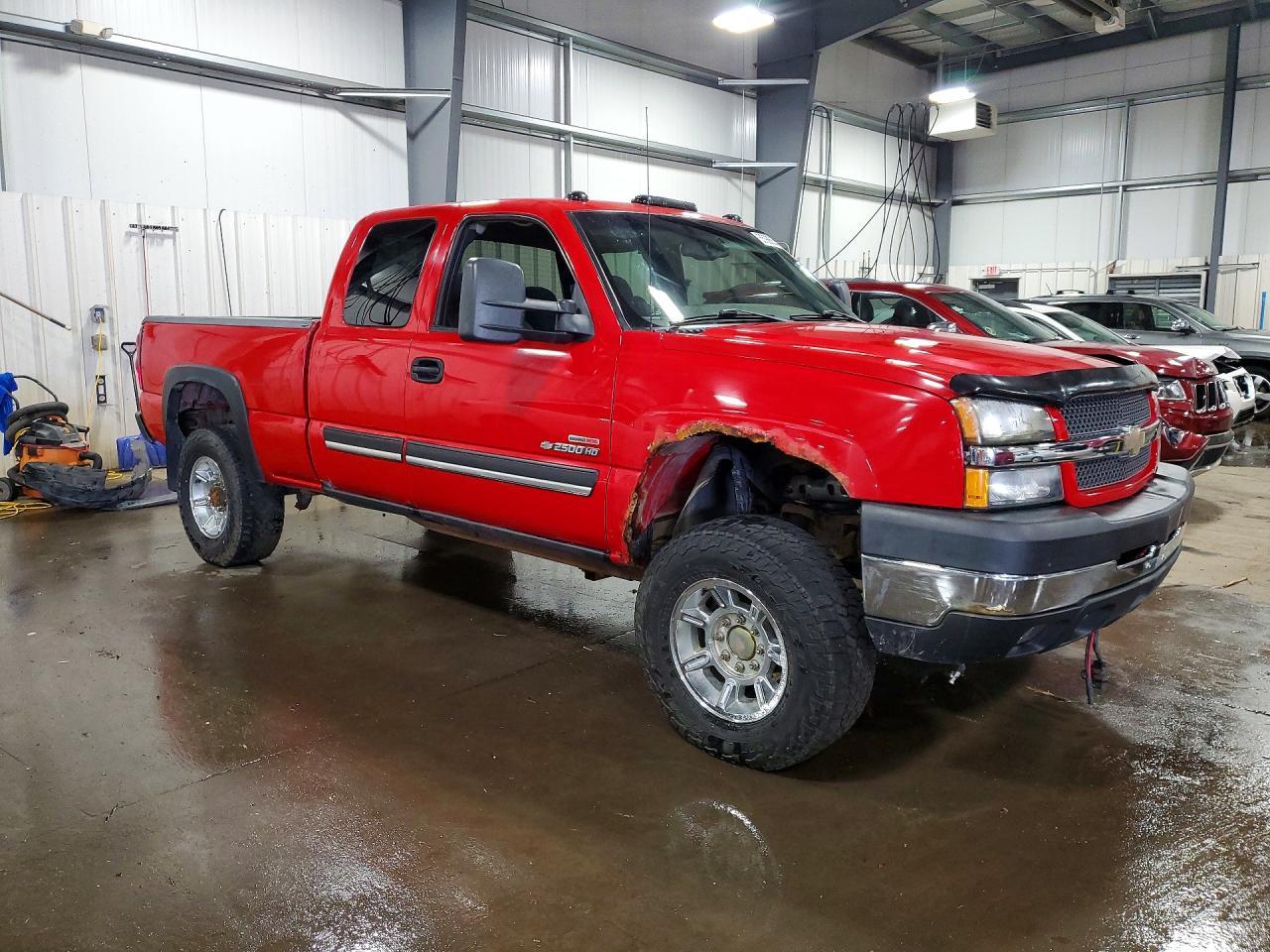 2004 Chevrolet Silverado K2500 Heavy Duty - Фото 4