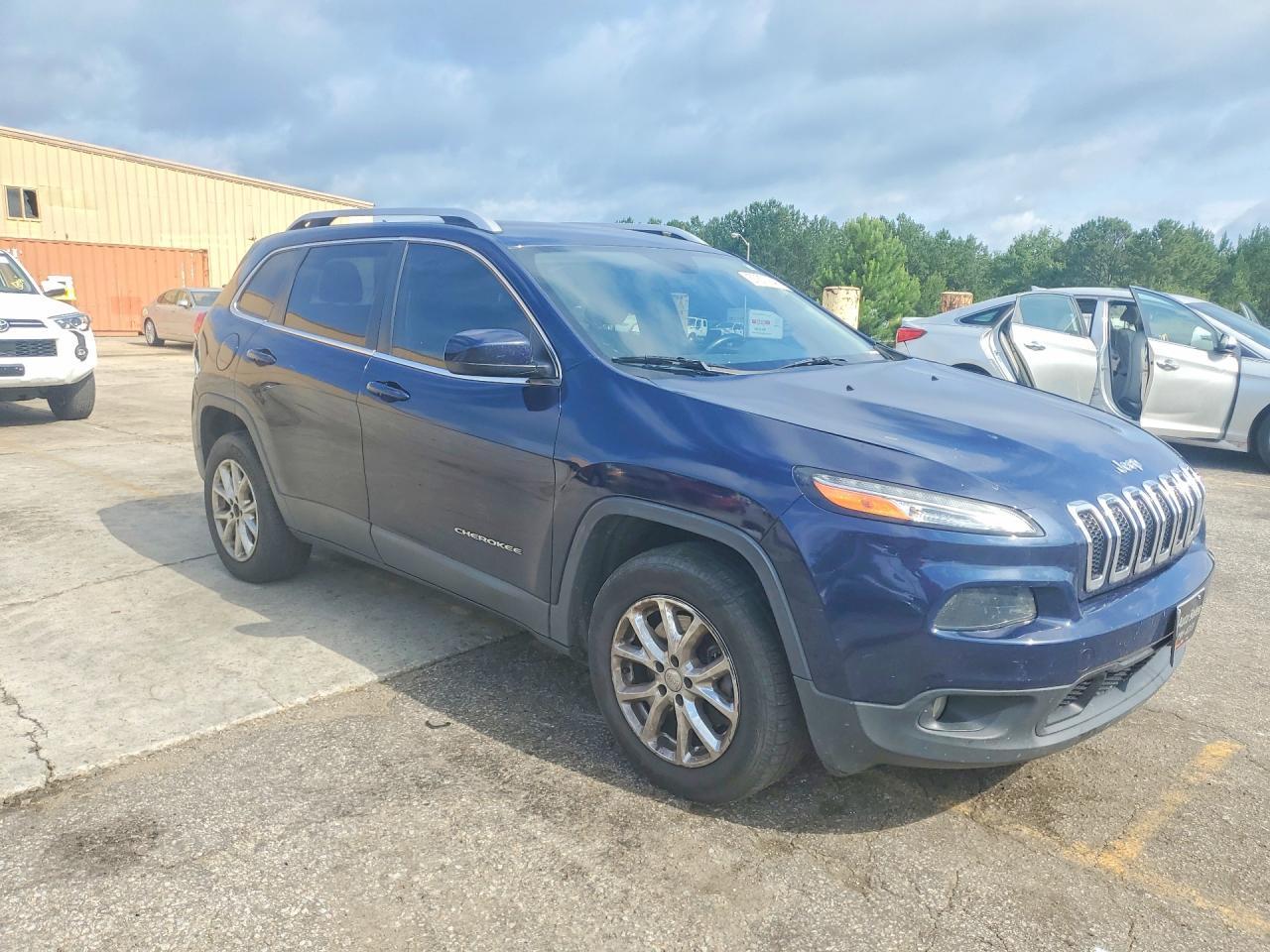 2014 Jeep Cherokee Latitude - Фото 4