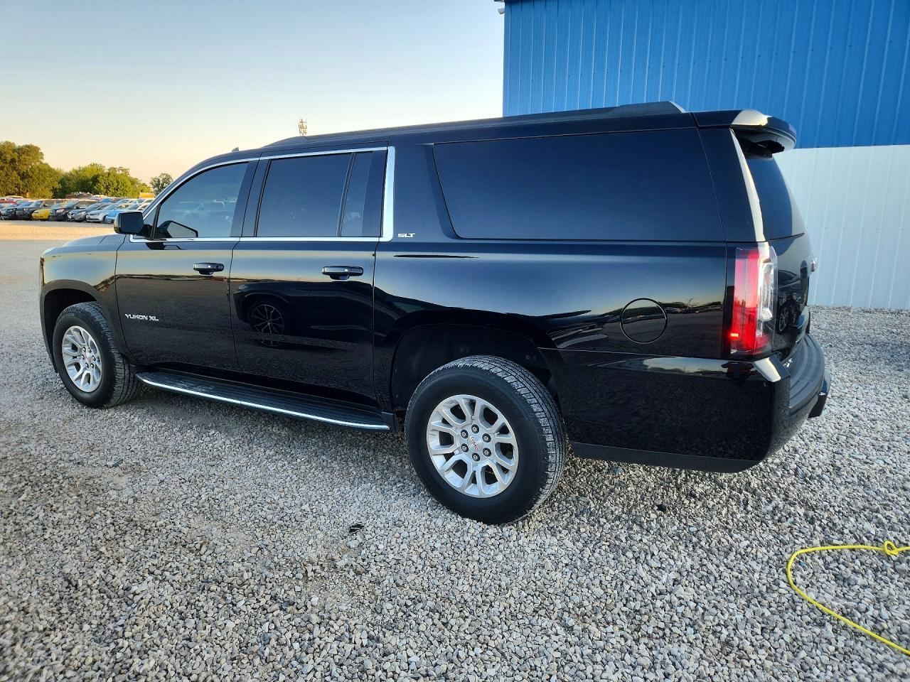 2018 GMC Yukon Xl C1500 Slt - Фото 2