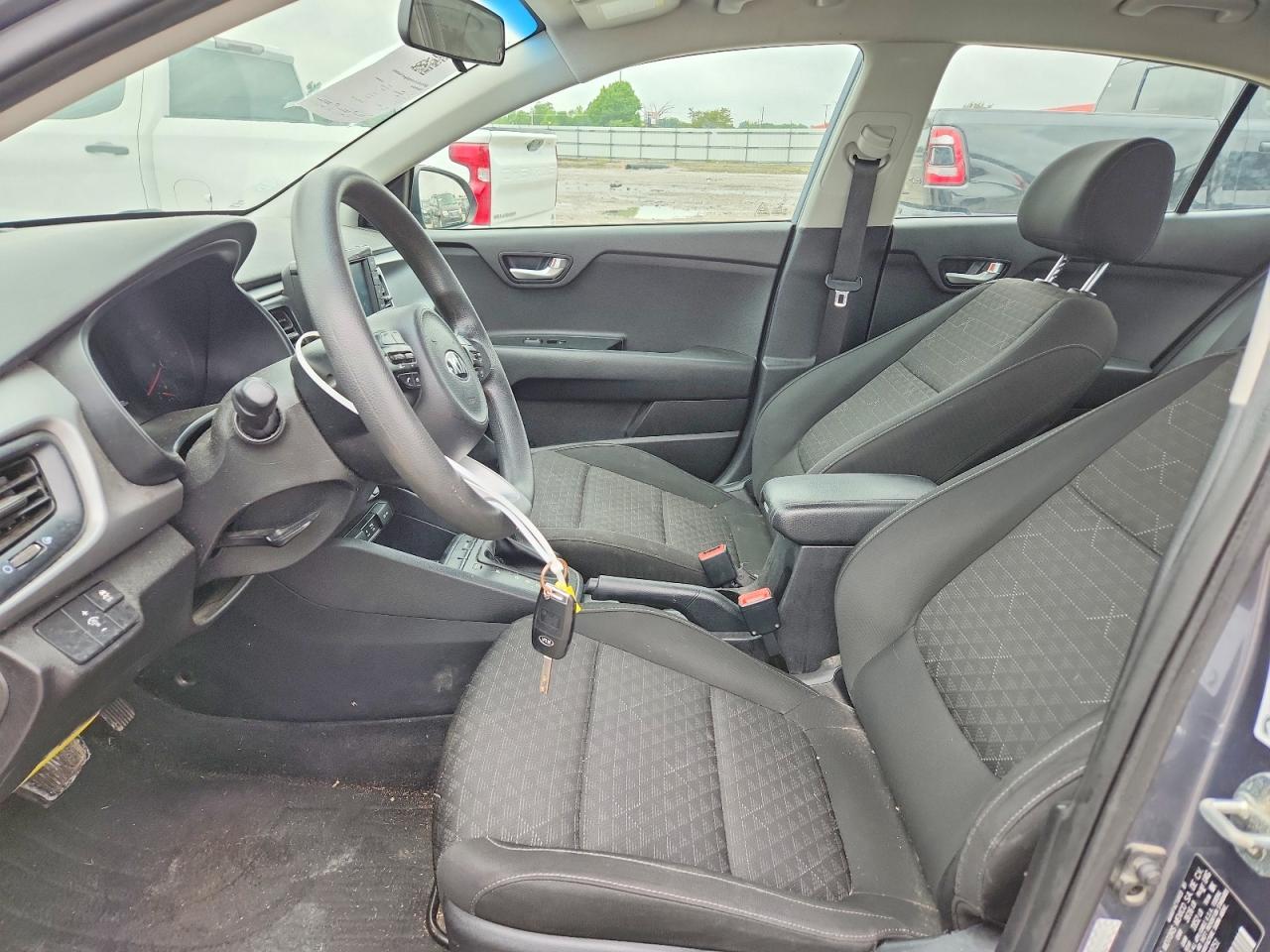2020 Kia Rio S - Фото 7